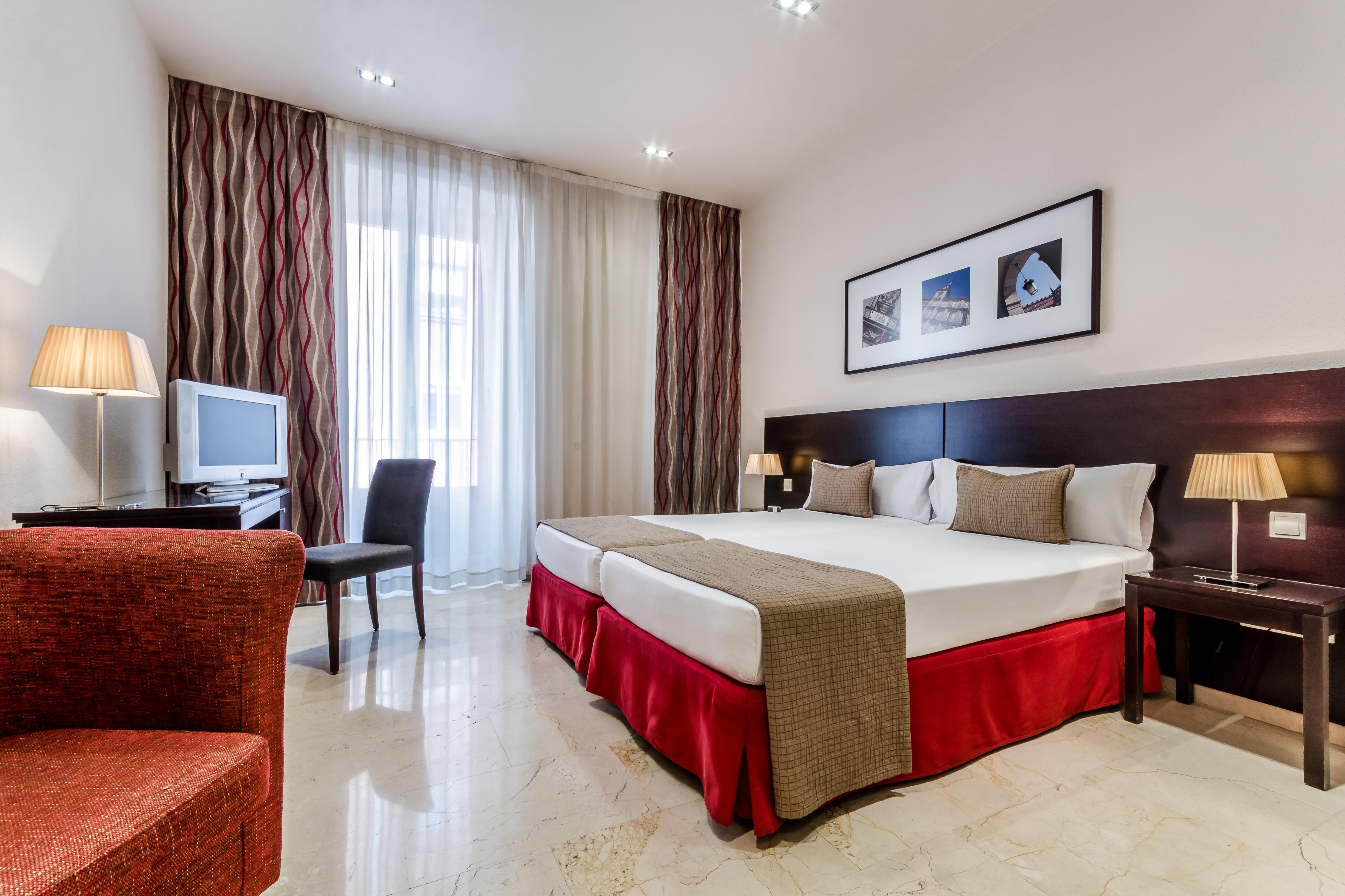 Exe Suites 33 Мадрид Екстериор снимка