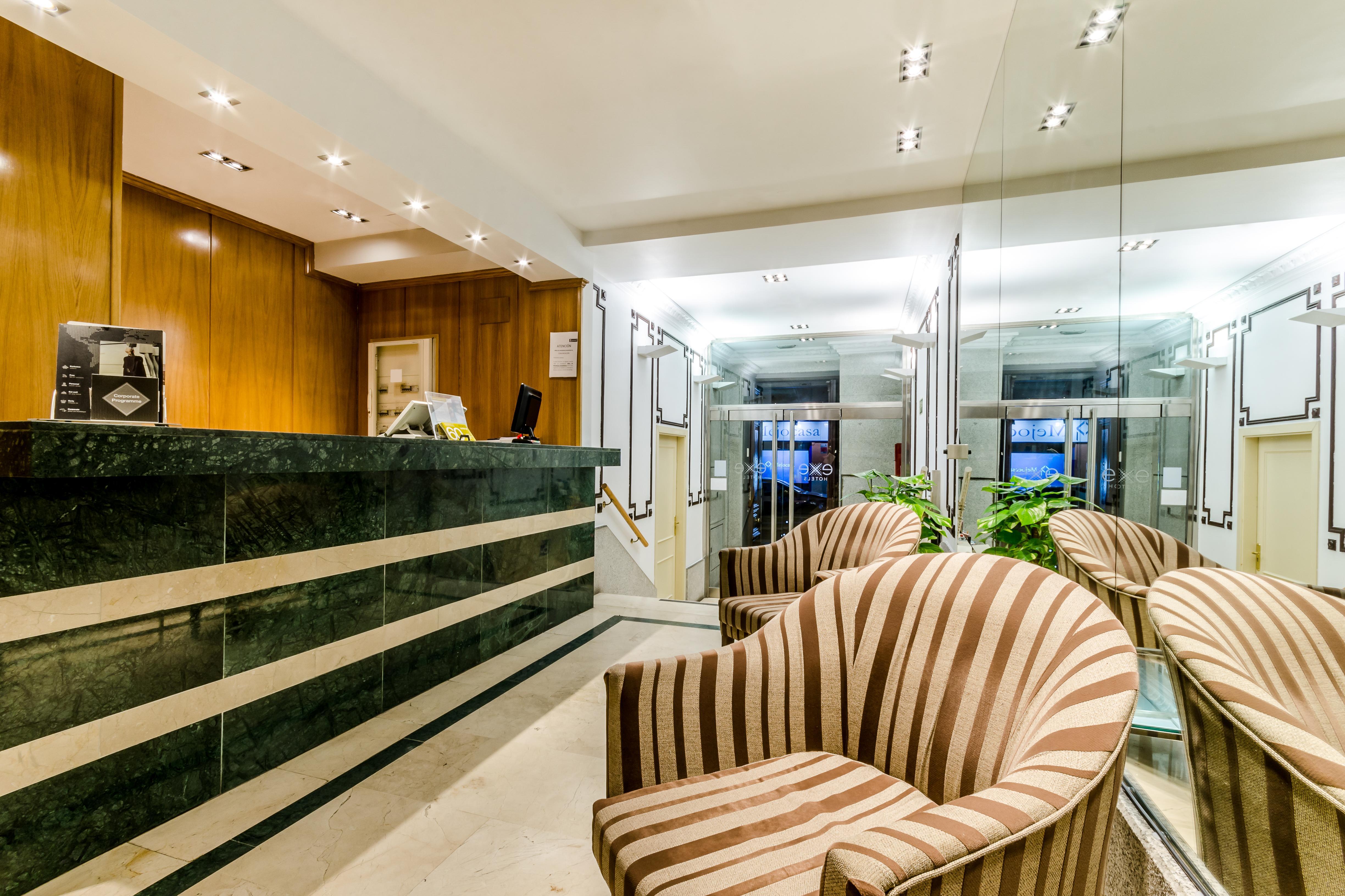 Exe Suites 33 Мадрид Екстериор снимка